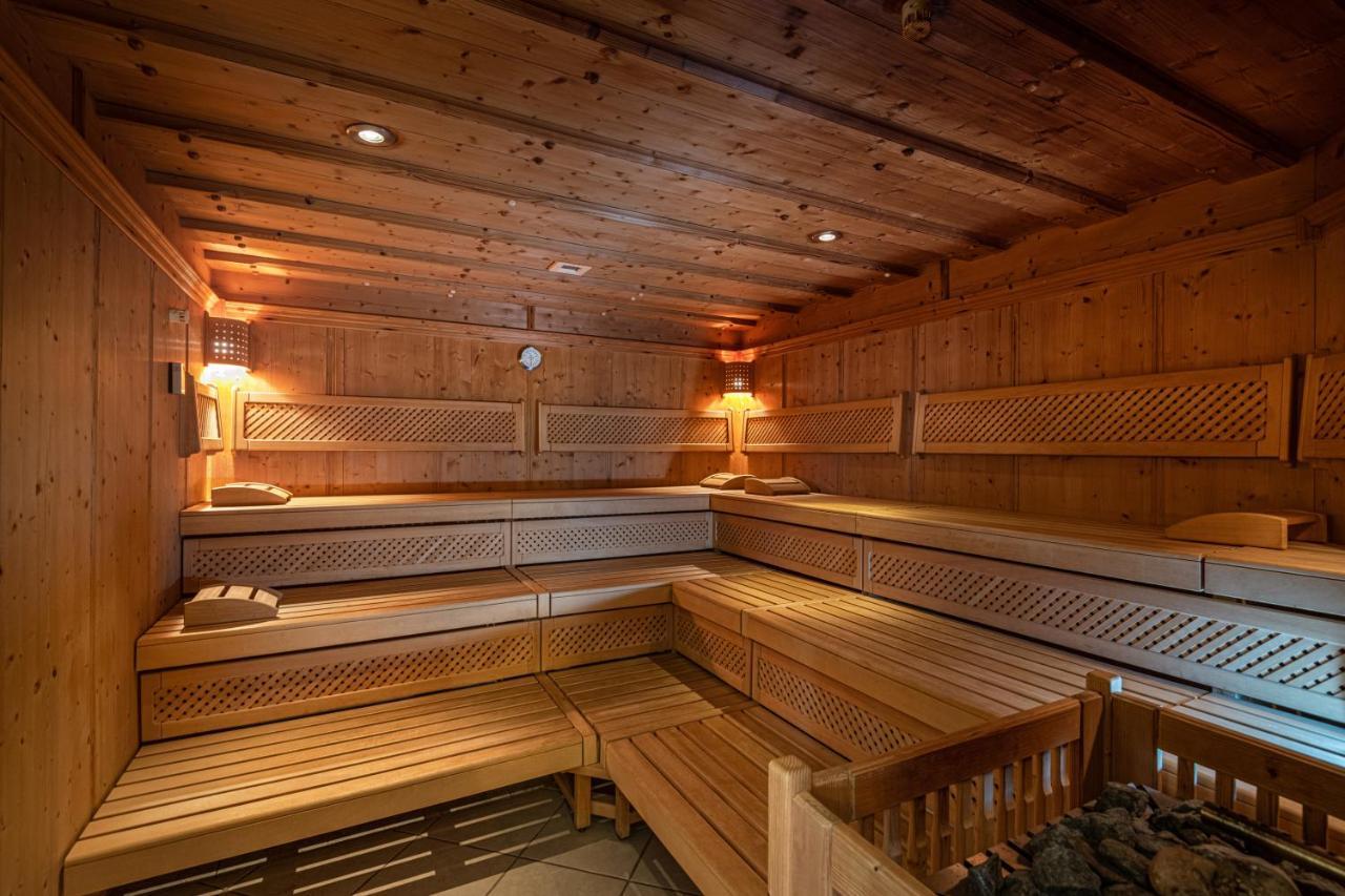 Ferienhotel Gasthof Zur Post Untertauern Bagian luar foto