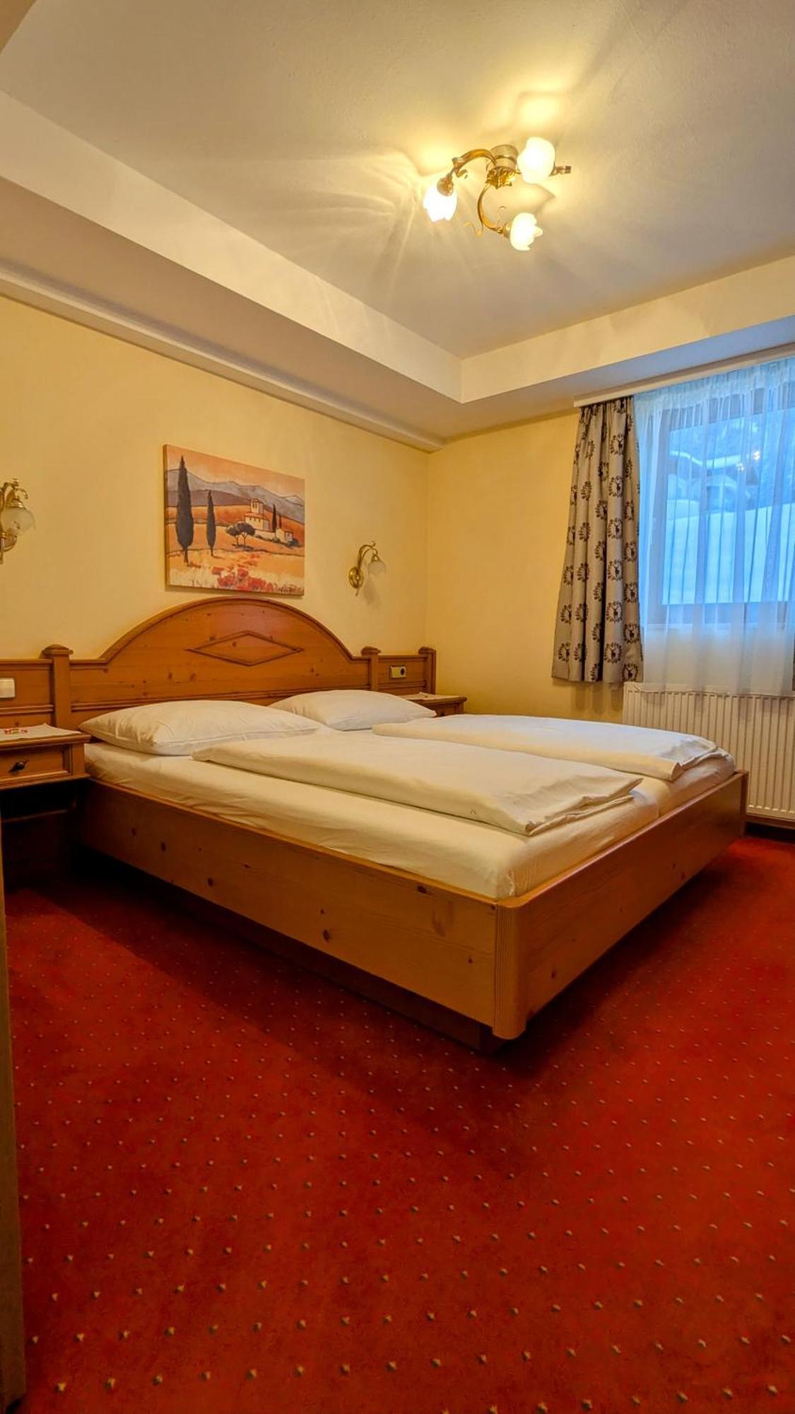 Ferienhotel Gasthof Zur Post Untertauern Bagian luar foto
